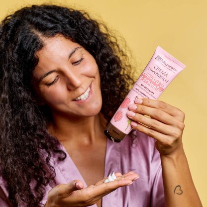 Средство для кудрявых волос